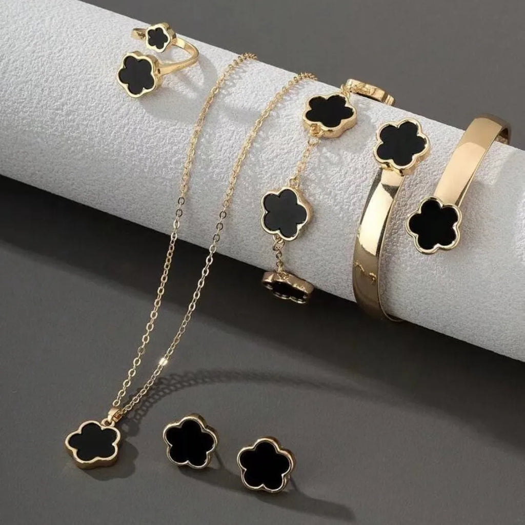 Coffret Chic – 5 Pièces Bijoux Fleur Chanceuse